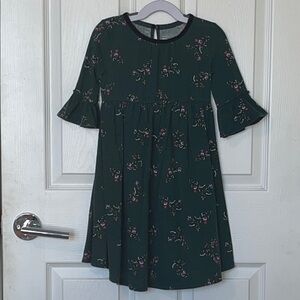Old Navy 4T Girls Floral Dress with velvet trim collar, Green